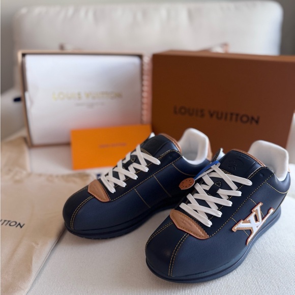 Louis Vuitton LV Buttersoft Sneaker - Blue | Men’s Size 10 | Full Set | Italy - Picture 3 of 15